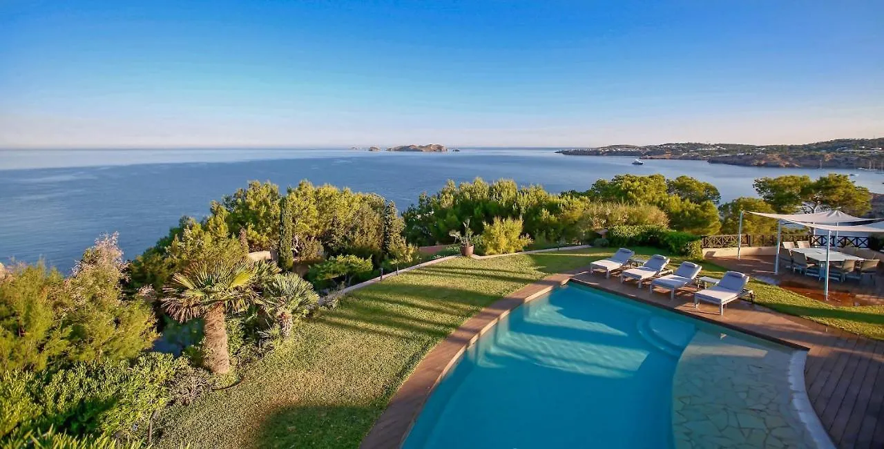 Cliff-Top Villa Can Icarus: Beachfront Ibiza Retreat Sant Josep de sa Talaia